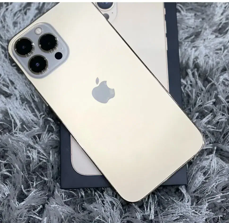 گوشی آیفون ۱۳پرومکس رنگ سفید ۲۵۶دوسیم|موبایل|رشت, فلسطین|دیوار