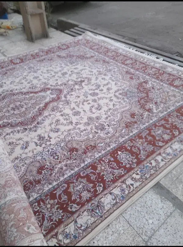 ۲ تخته فرش ۱۲ متری ۷۰۰ شانه|فرش|قم, ولیعصر|دیوار