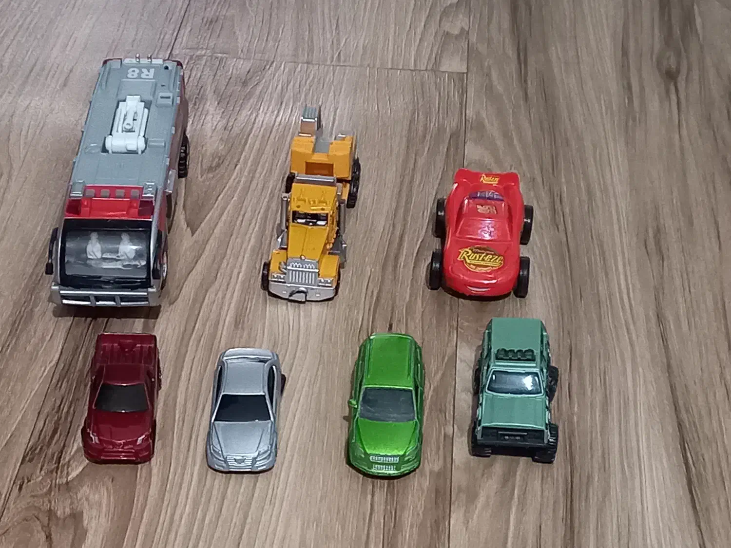 ماشین فلزی|اسباب‌‌بازی|رشت, حاجی آباد|دیوار