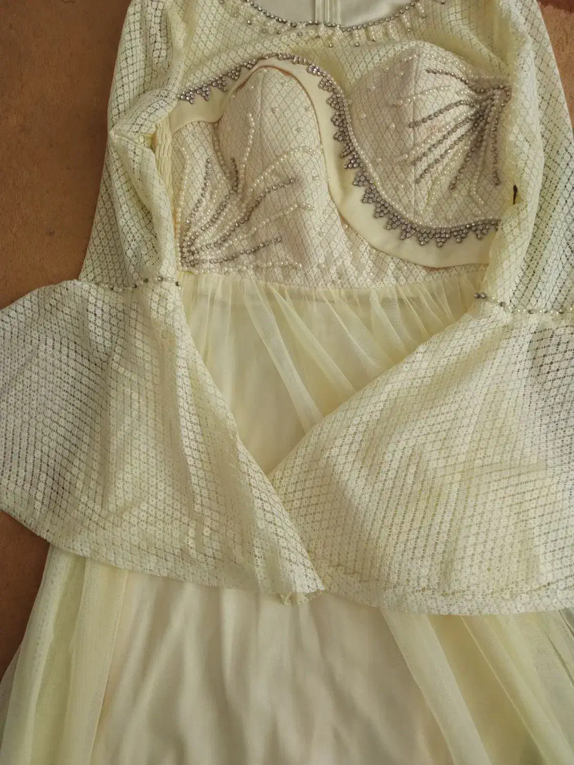 لباس مجلسی رودان|لباس|رودان, |دیوار