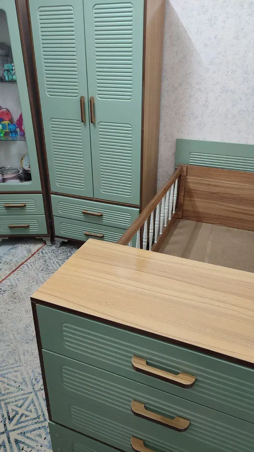 سیسمونی سرویس چوب نوزاد|تخت و سرویس خواب|مشهد, شاهد (شهرک غرب)|دیوار