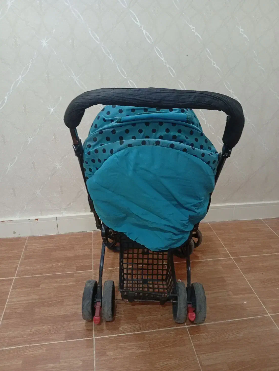 کالسکه کاملا سالم|کالسکه و لوازم جانبی|بندر امام خمینی, |دیوار