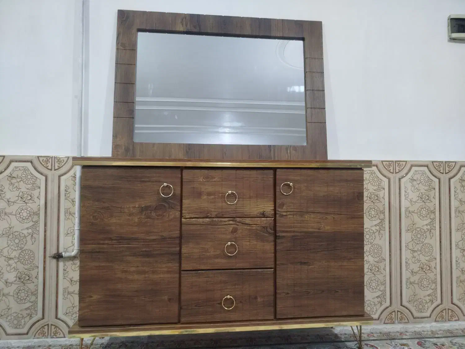 آینه کنسول و میز تی وی|بوفه، ویترین، کنسول|خرمآباد, |دیوار