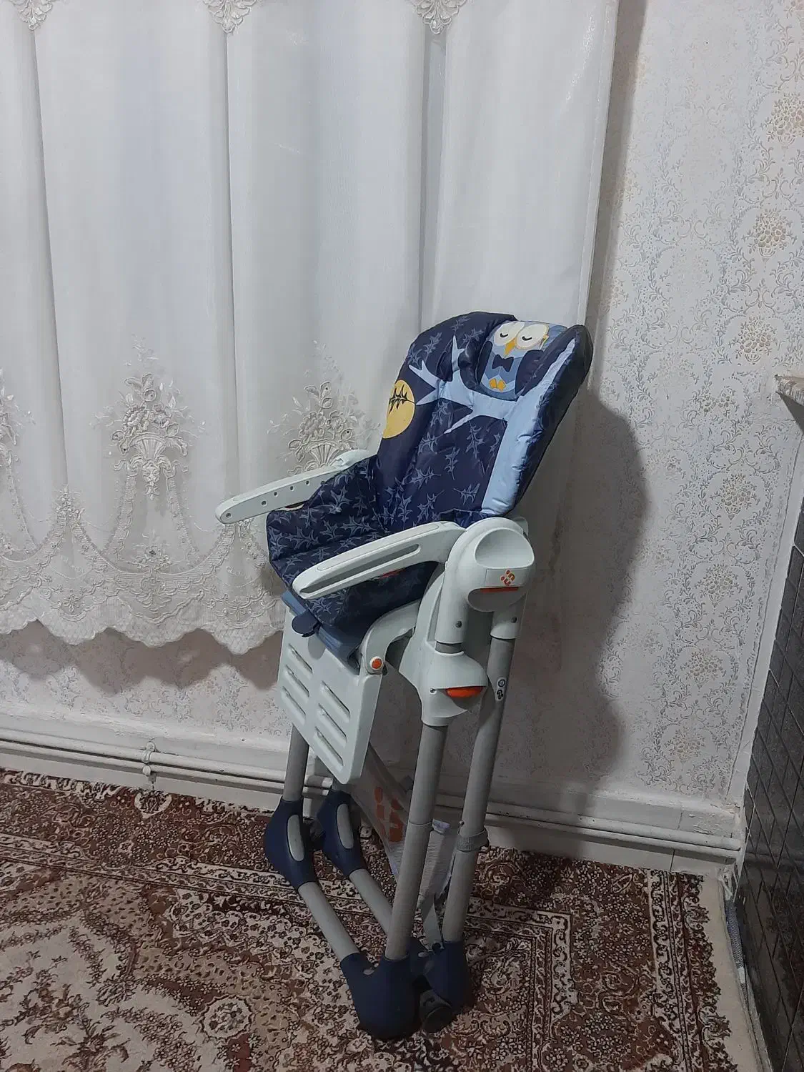 صندلی غذای کودک|تخت و صندلی بچه|کرمانشاه, |دیوار