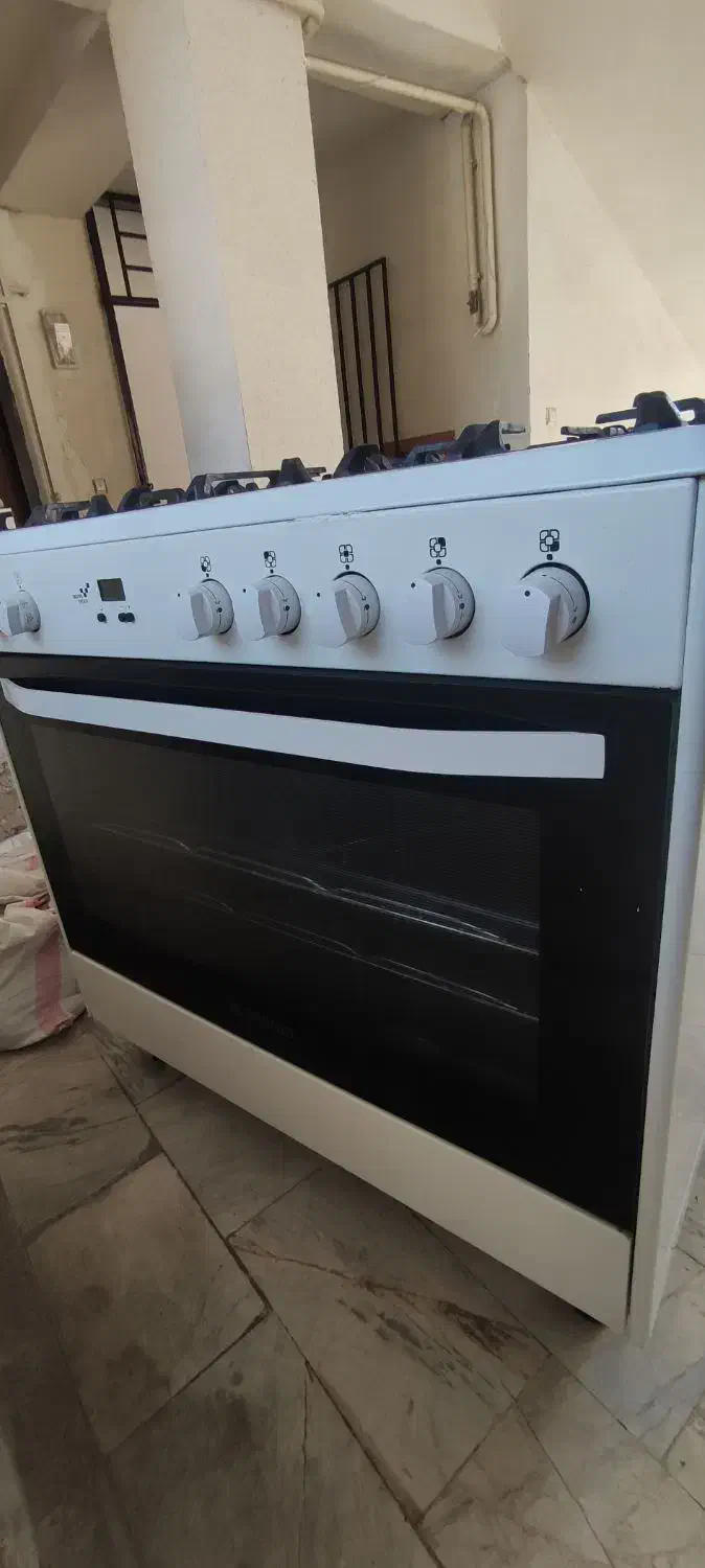 اجاق گاز فردار و میز تلویزیون|اجاق گاز و لوازم برقی پختوپز|لنگرود, |دیوار