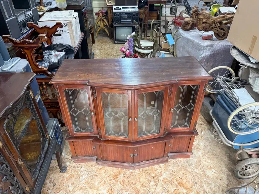 کنسول ویترین دارانتیک وقدیمی|صنایع دستی و سایر لوازم تزئینی|تهران, شهرک شریفی|دیوار