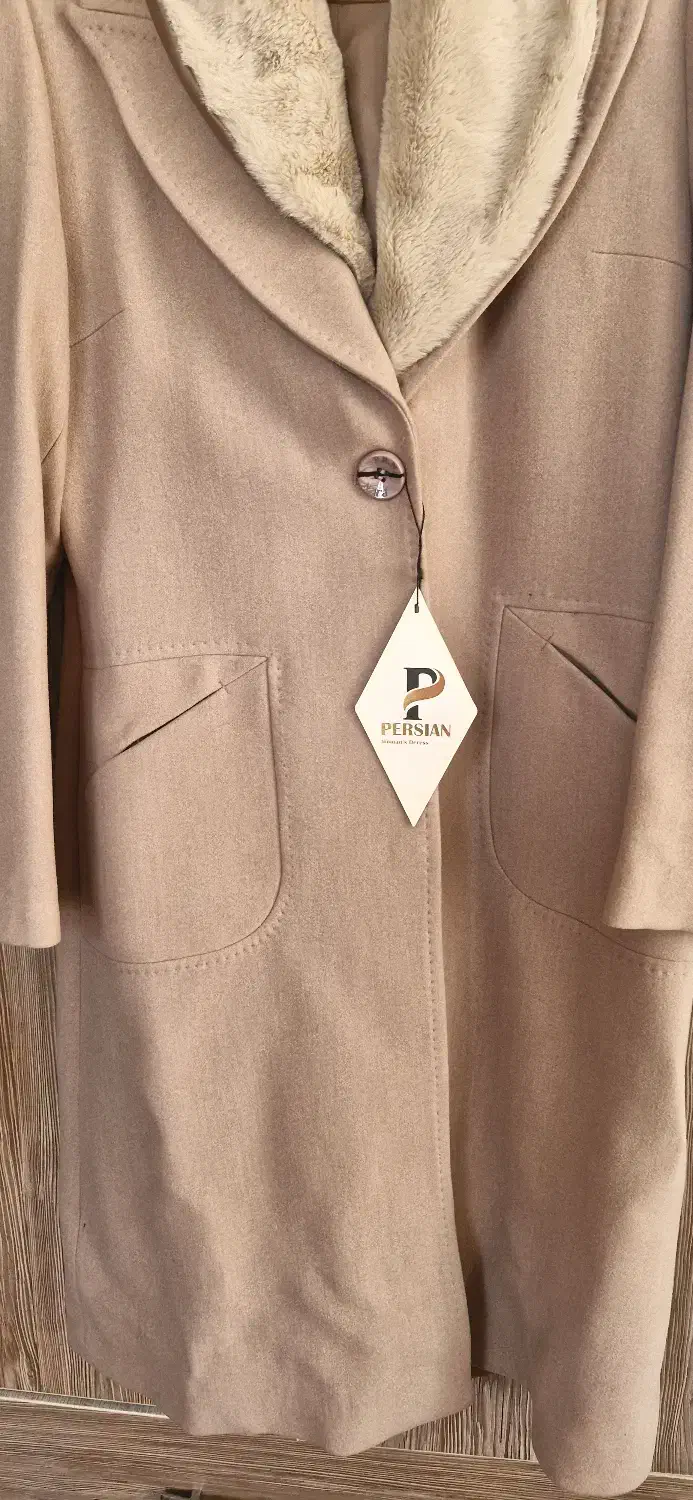 پالتوی ترک  وارداتی|لباس|صومعه‌سرا, |دیوار