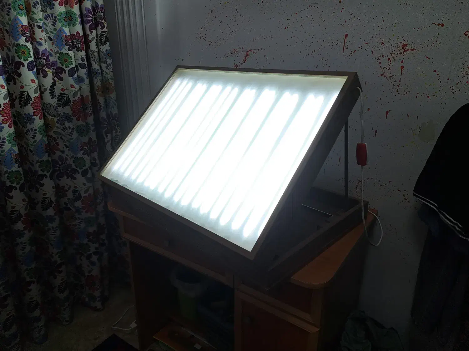 میز نور معماری|میز تحریر و کامپیوتر|رشت, نظری|دیوار