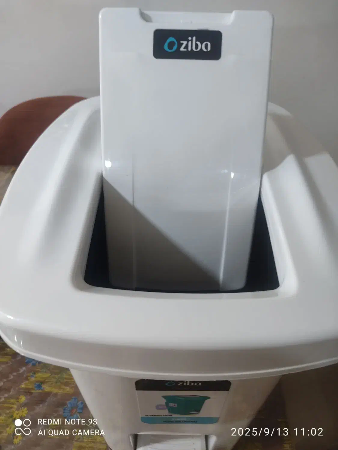 سطل زباله مدرن زیبا|لوازم نظافت|رشت, جانبازان|دیوار