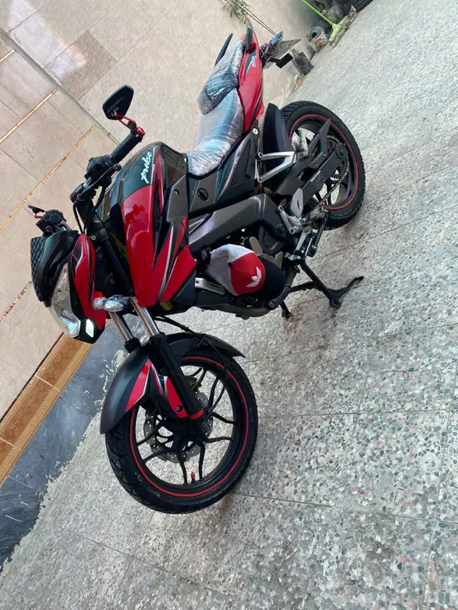 ns200|موتورسیکلت|اهواز, پردیس|دیوار