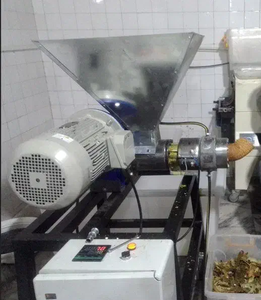 دستگاه روغن گیری از دانه های روغنی|فروشگاه و مغازه|تهران, جمالزاده|دیوار