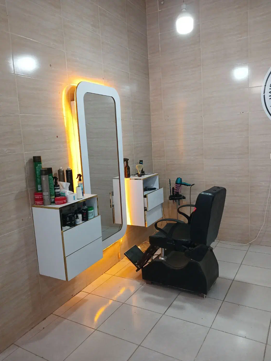 فروش لوازم آرایشگری|آرایشگاه و سالن‌های زیبایی|مریوان, |دیوار