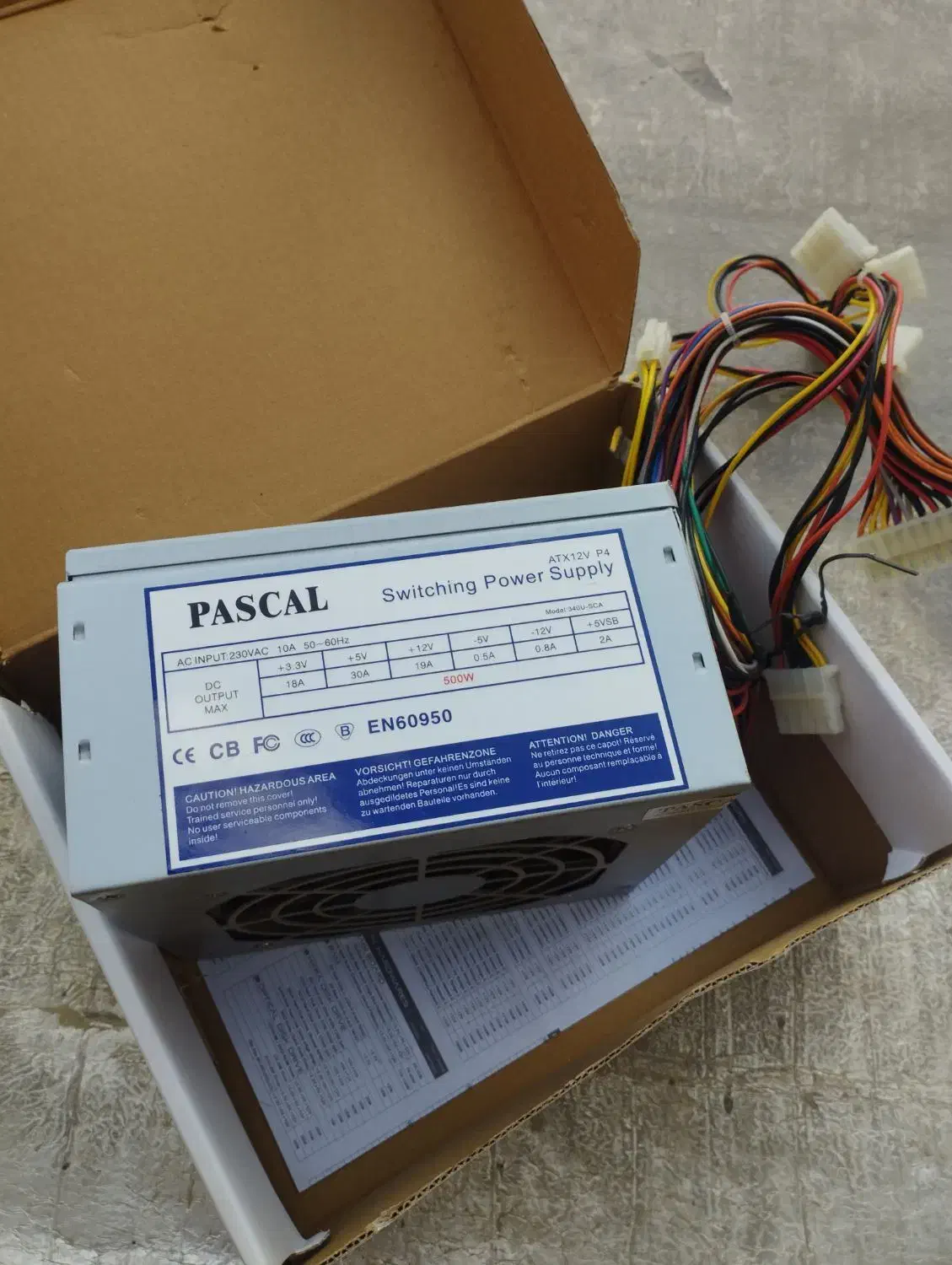 پاورکامپیوتر ۲۳۰ وات|قطعات و لوازم جانبی رایانه|اراک, |دیوار