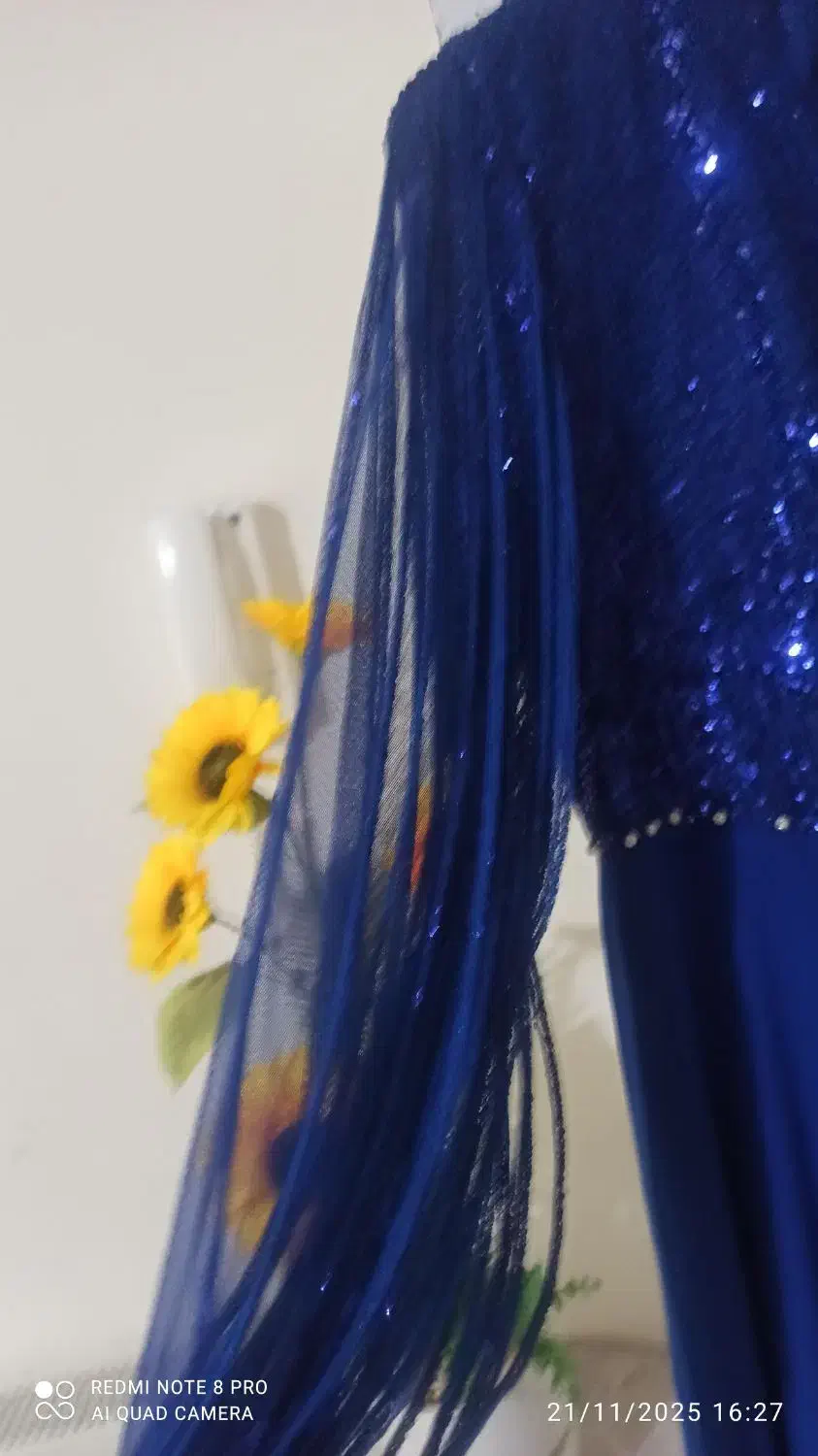 لباس‌مجلسی‌|لباس|پرند, فاز ۶|دیوار