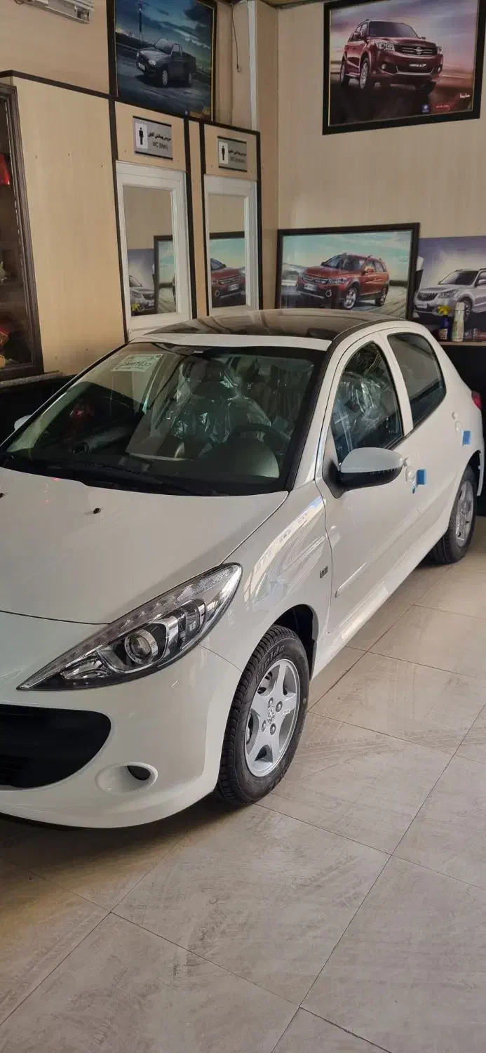 207 پانا اتومات پلاس ۱۴۰۴ خشک|خودرو سواری و وانت|قم, نیروگاه|دیوار