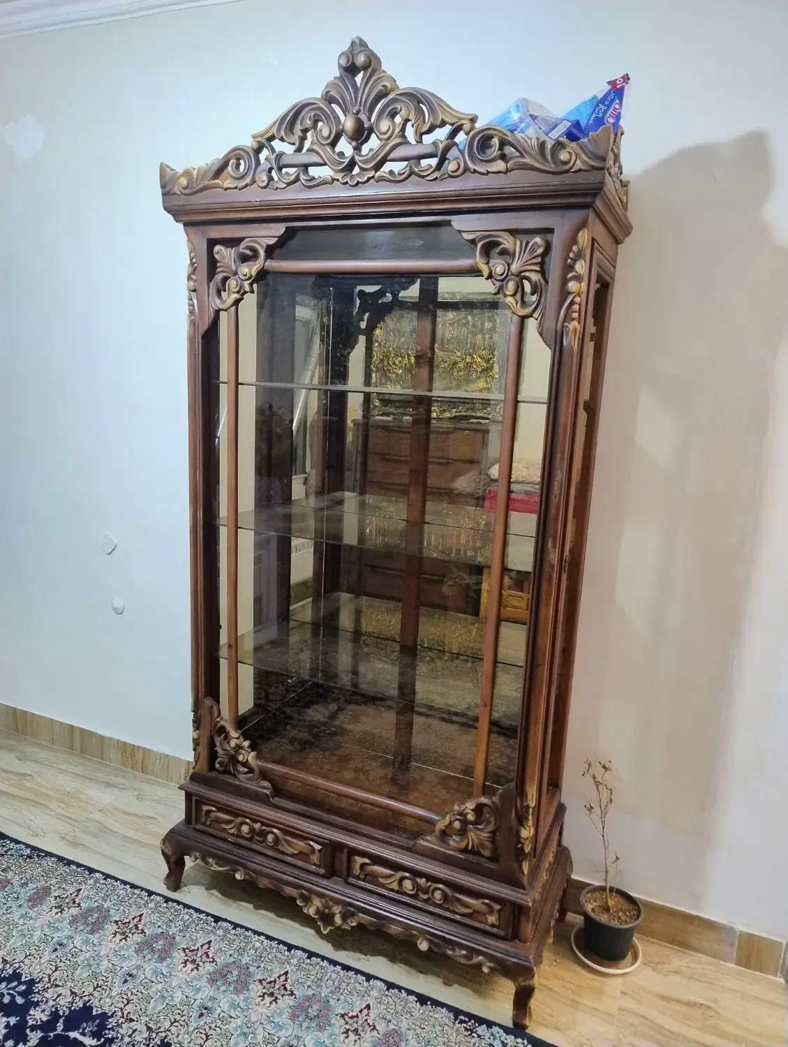 بوفه چوب گردو|بوفه، ویترین، کنسول|تهران, جابری|دیوار