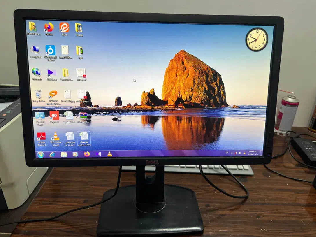 مانیتور ۲۲ اینچ dell|قطعات و لوازم جانبی رایانه|اصفهان, احمدآباد|دیوار