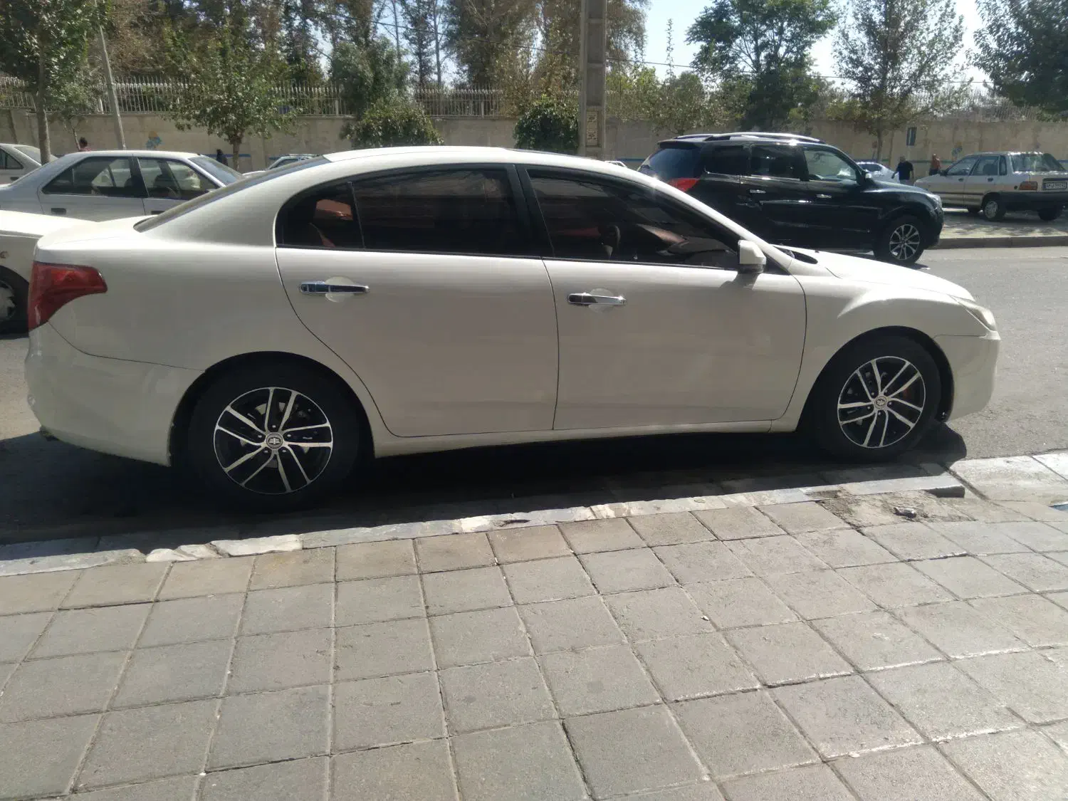 بسترن b50f|خودرو سواری و وانت|کرج, حصارک بالا|دیوار