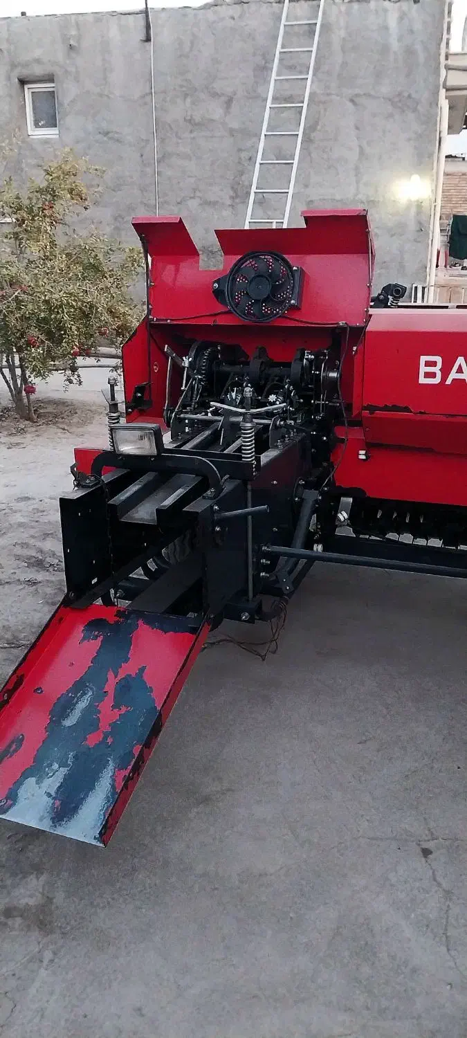 بیلر برچینکار با گره زن آلمانی پرس زن کاه و یونجه|ماشینآلات صنعتی|ایواوغلی, |دیوار