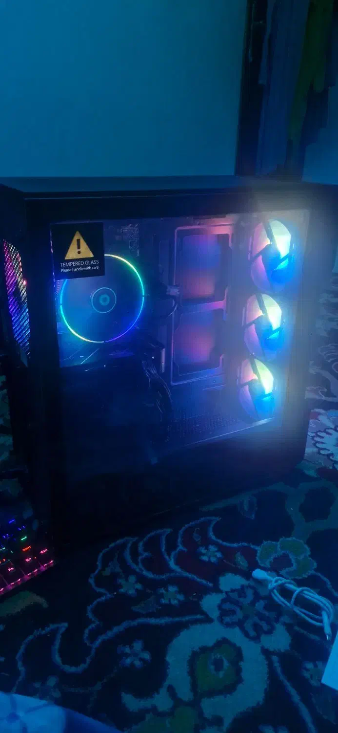 کامپیوتر گیمینگ درحد نو|رایانه رومیزی|تهران, خاک سفید|دیوار