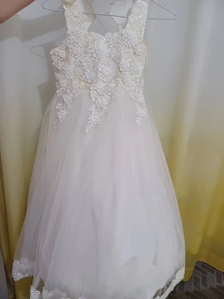 لباس مجلسی دخترانه( بچگانه)|لباس|رشت, خبرنگار|دیوار