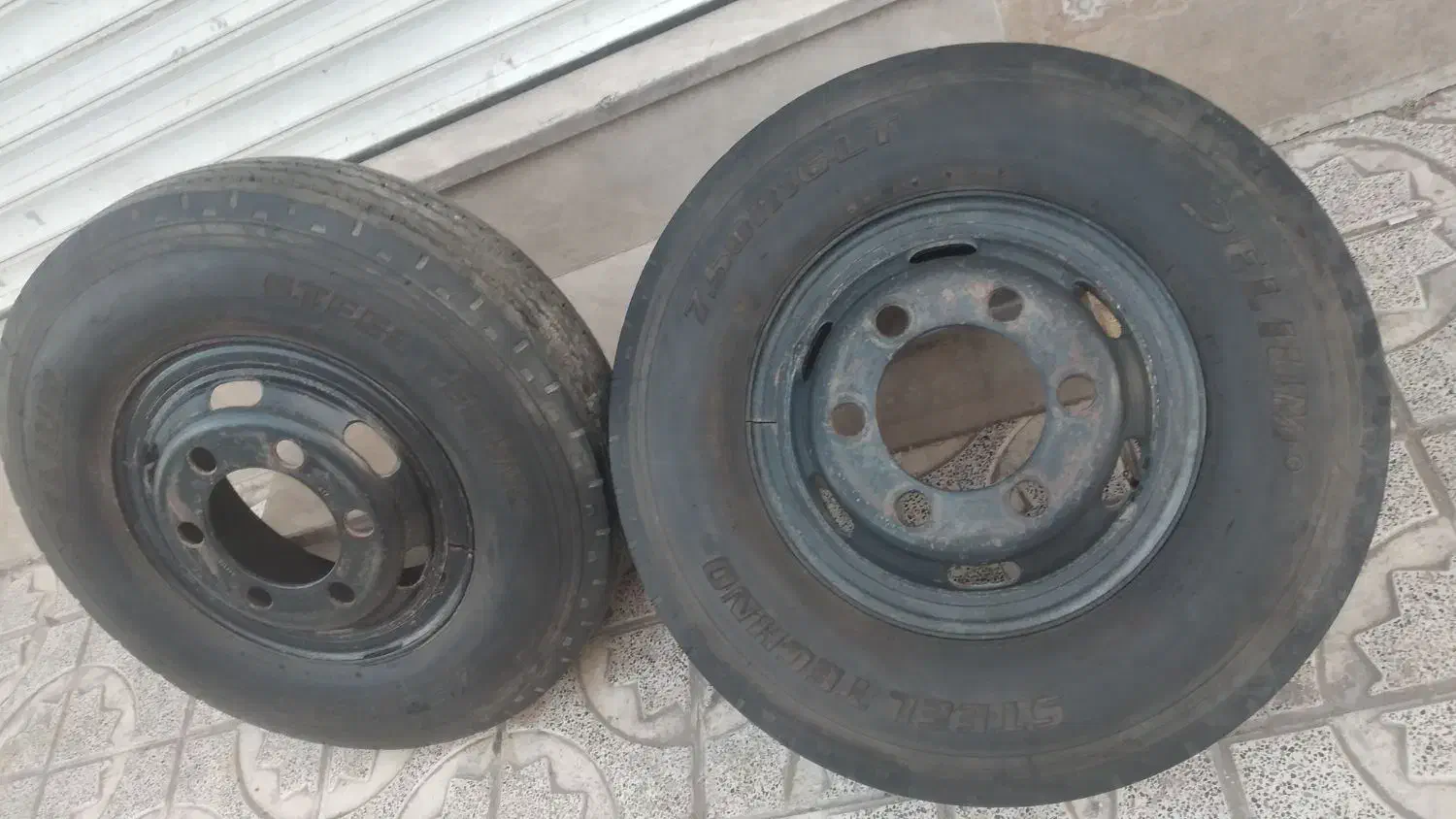 لاستیکایسوزو|قطعات یدکی و لوازم جانبی|قدس, شهرقدس|دیوار