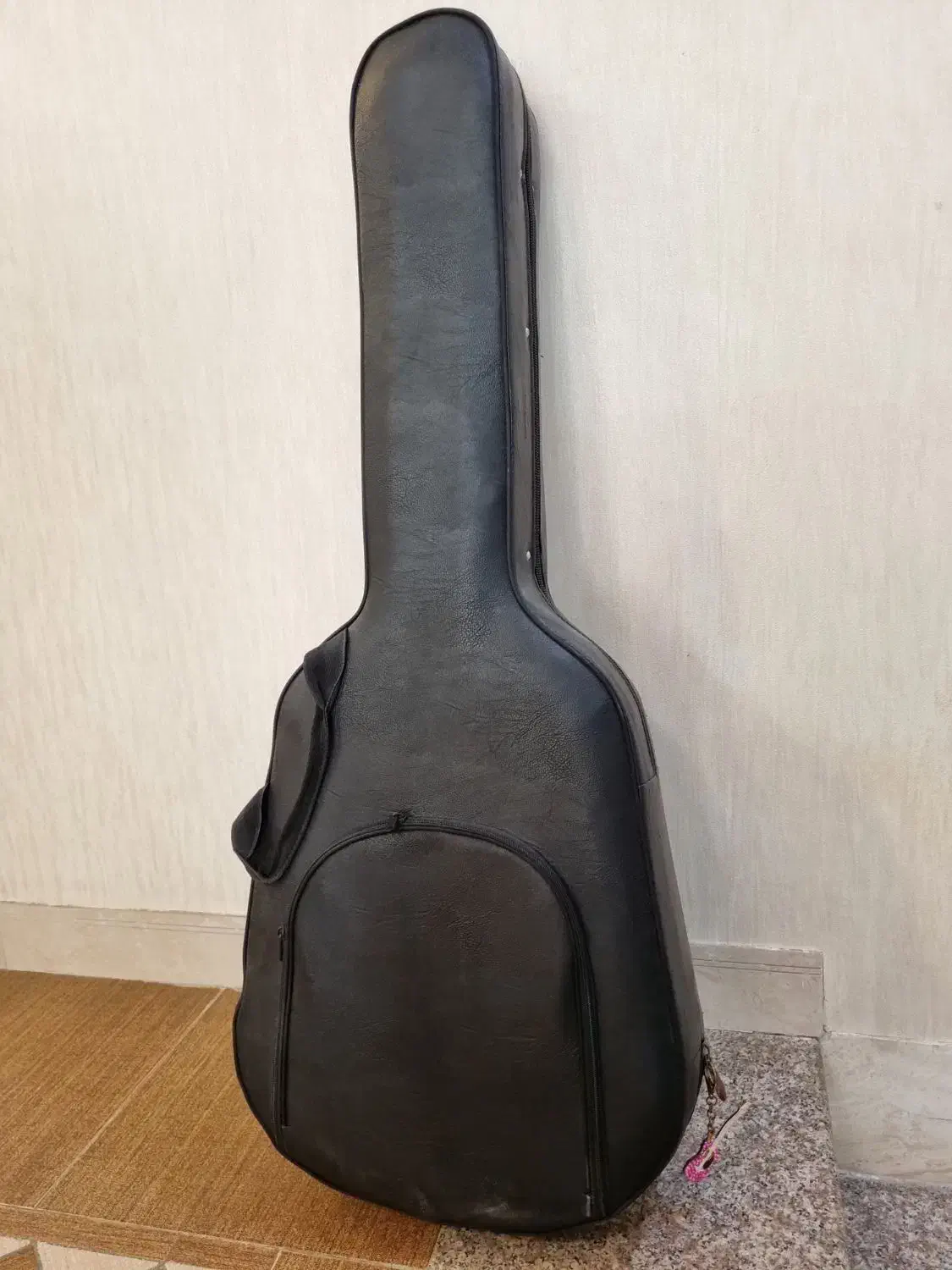 گیتار کلاسیک|گیتار، بیس، امپلیفایر|دورود, |دیوار