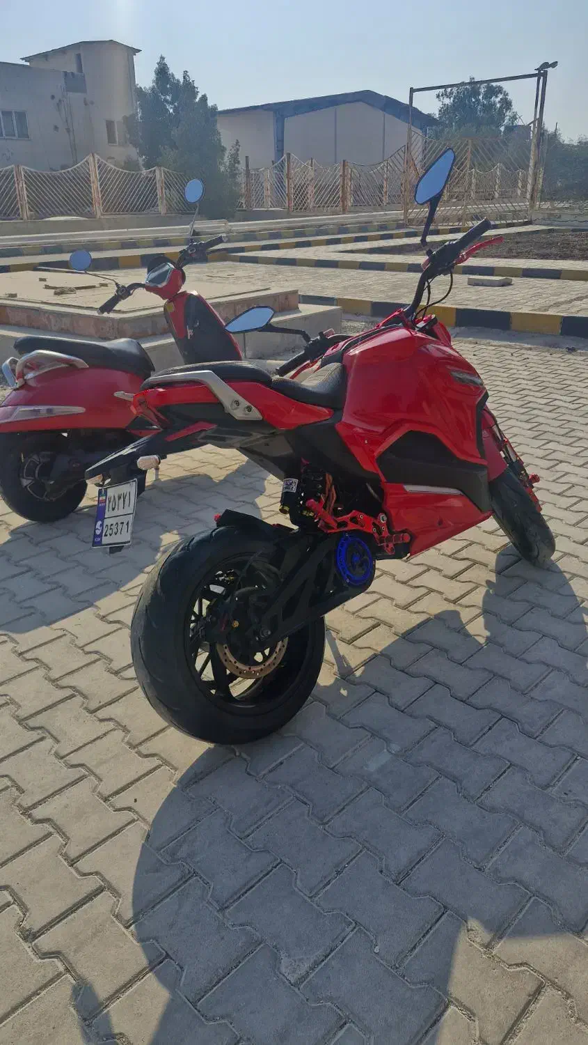 موتور برقی زنجیری|موتورسیکلت|کیش, |دیوار