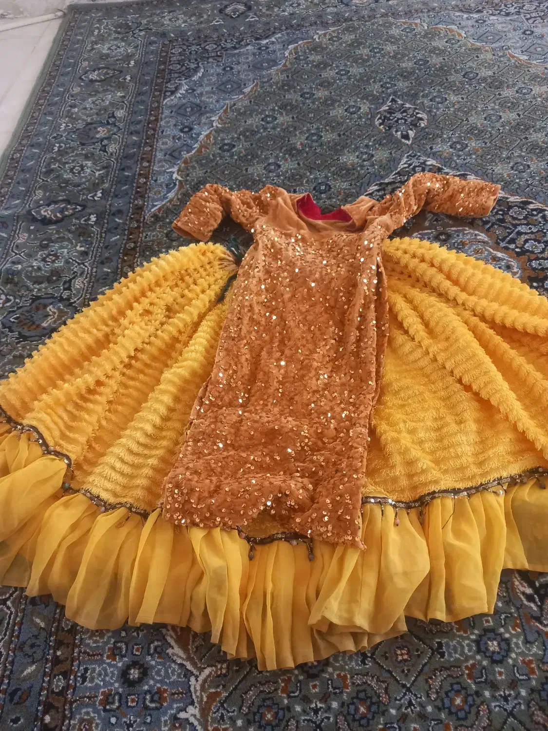 در‌حد‌نو|لباس|ایذه, |دیوار