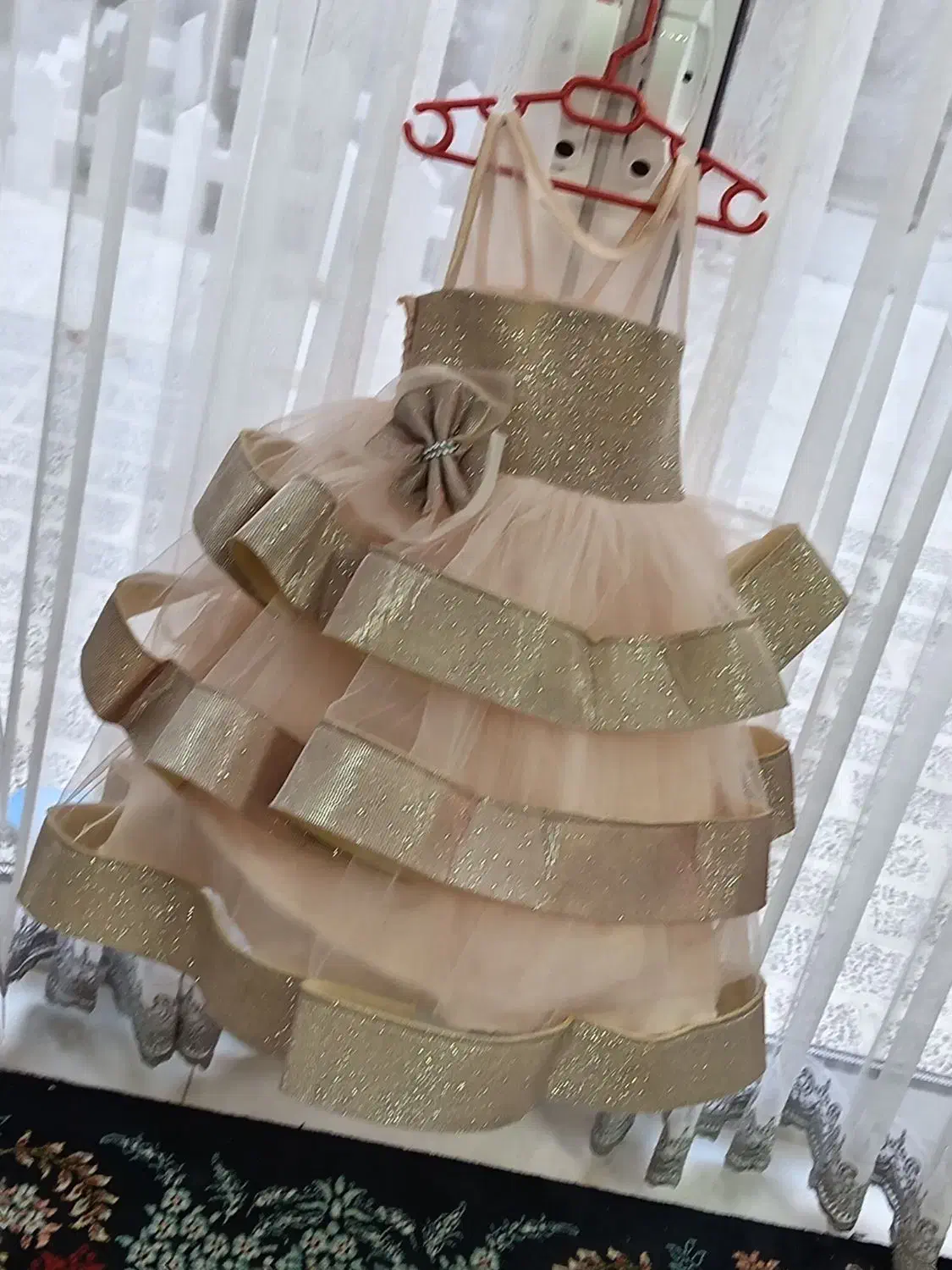 لباس مجلسی|کفش و لباس بچه|برخوار, |دیوار