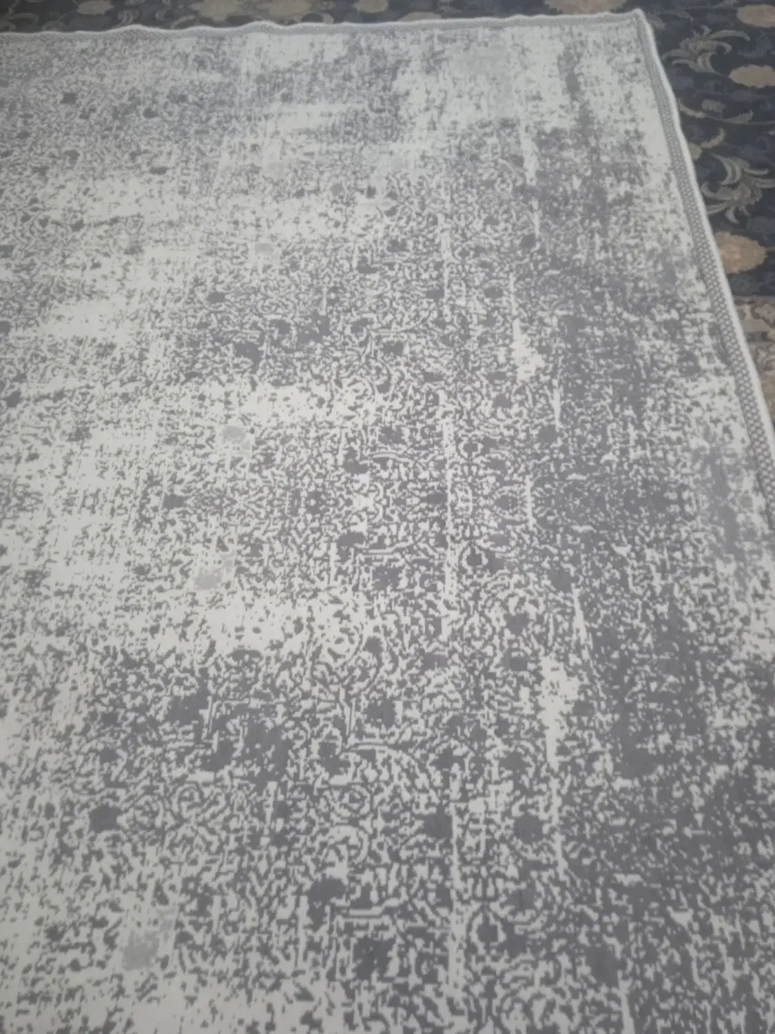 دوتا روفرشی بایک گلیم شش متری درحدنو|فرش|کوهدشت, |دیوار