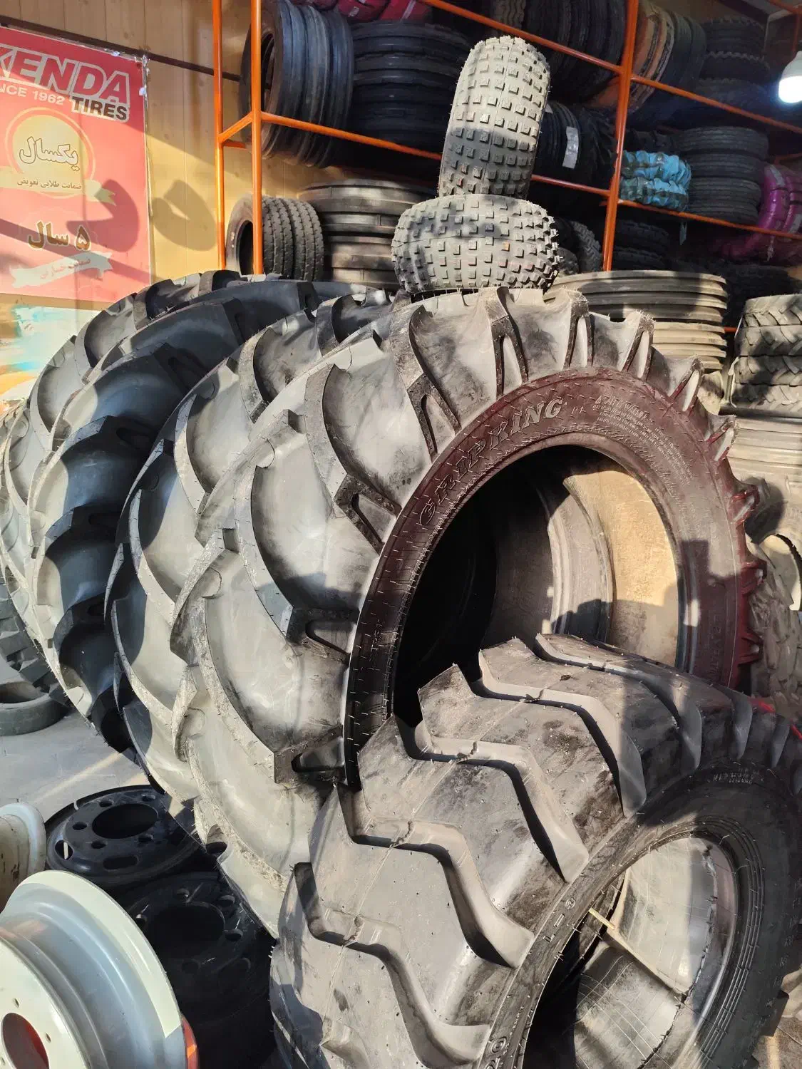 لاستیک لیفتراک ، لودر ، کشاورزی ، بابکت ، کارتینگ|قطعات یدکی و لوازم جانبی|مشهد, کوی پلیس|دیوار