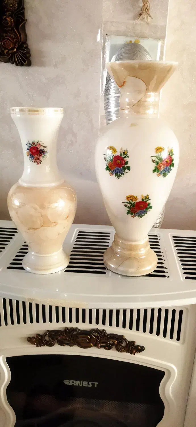 دو عدد گلدان|صنایع دستی و سایر لوازم تزئینی|تربت‌حیدریه, شهید قرنی|دیوار