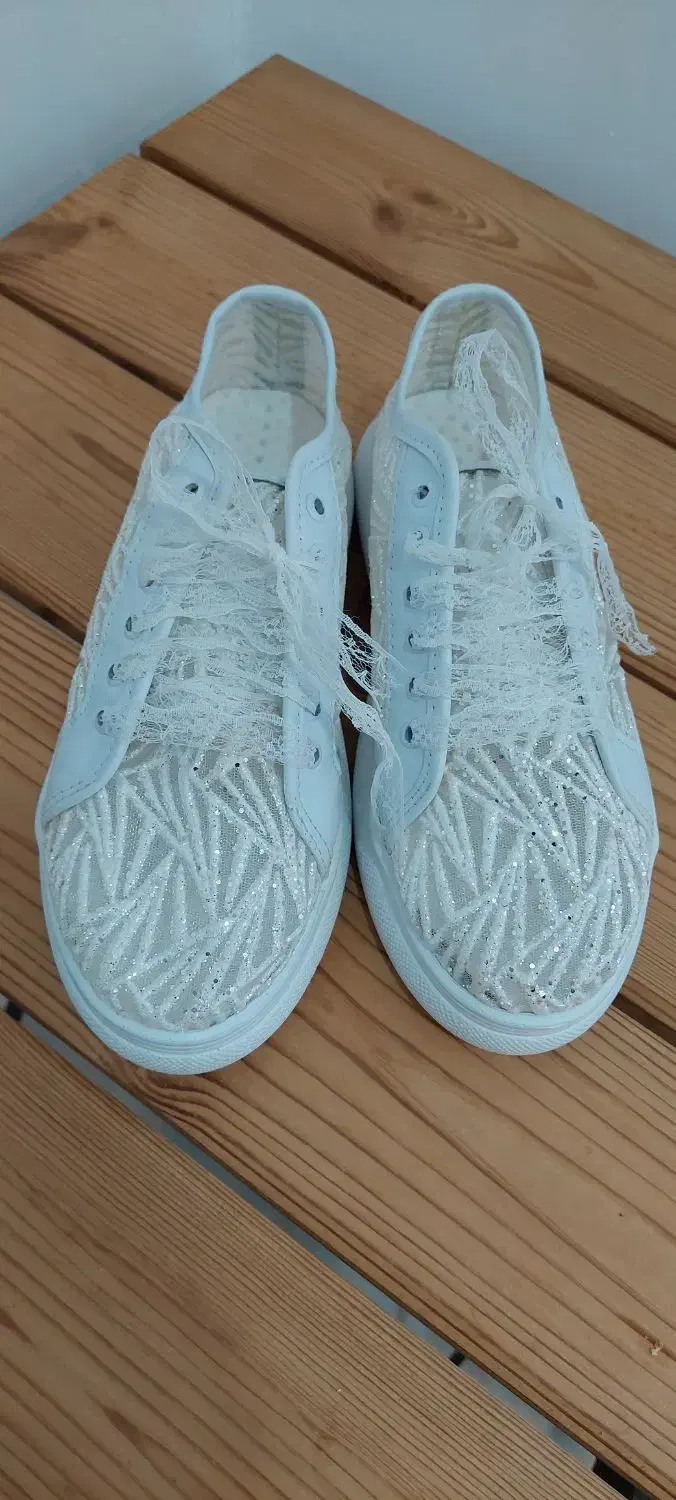 کتونی عروس|کیف، کفش، کمربند|نیشابور, شریعتی|دیوار