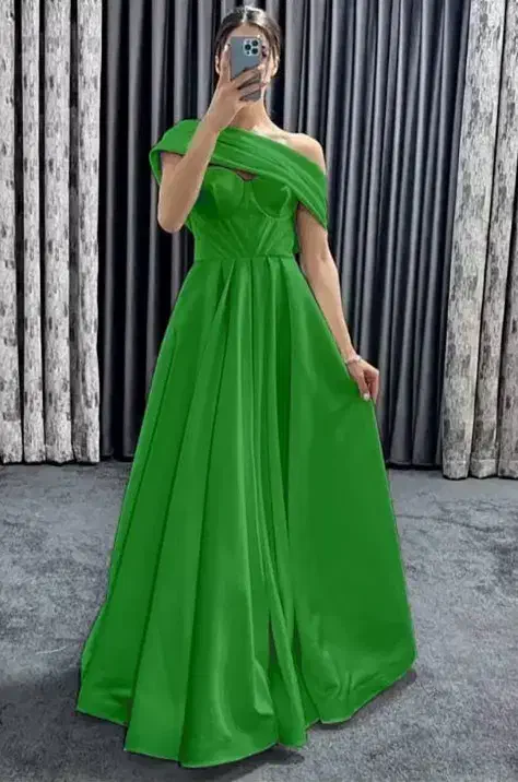 پیراهن زنانه مجلسی یلدایی آدا برای عروس خانم عزیز|لباس|مشهد, تربیت (صدف)|دیوار