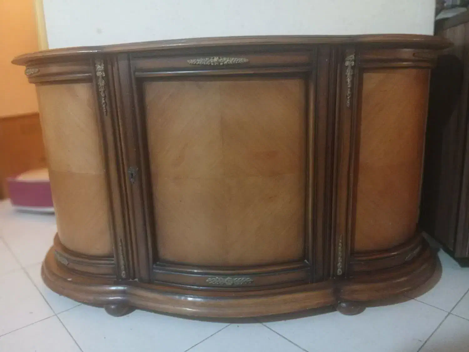 کنسول چوبی|بوفه، ویترین، کنسول|پرند, فاز ۰|دیوار