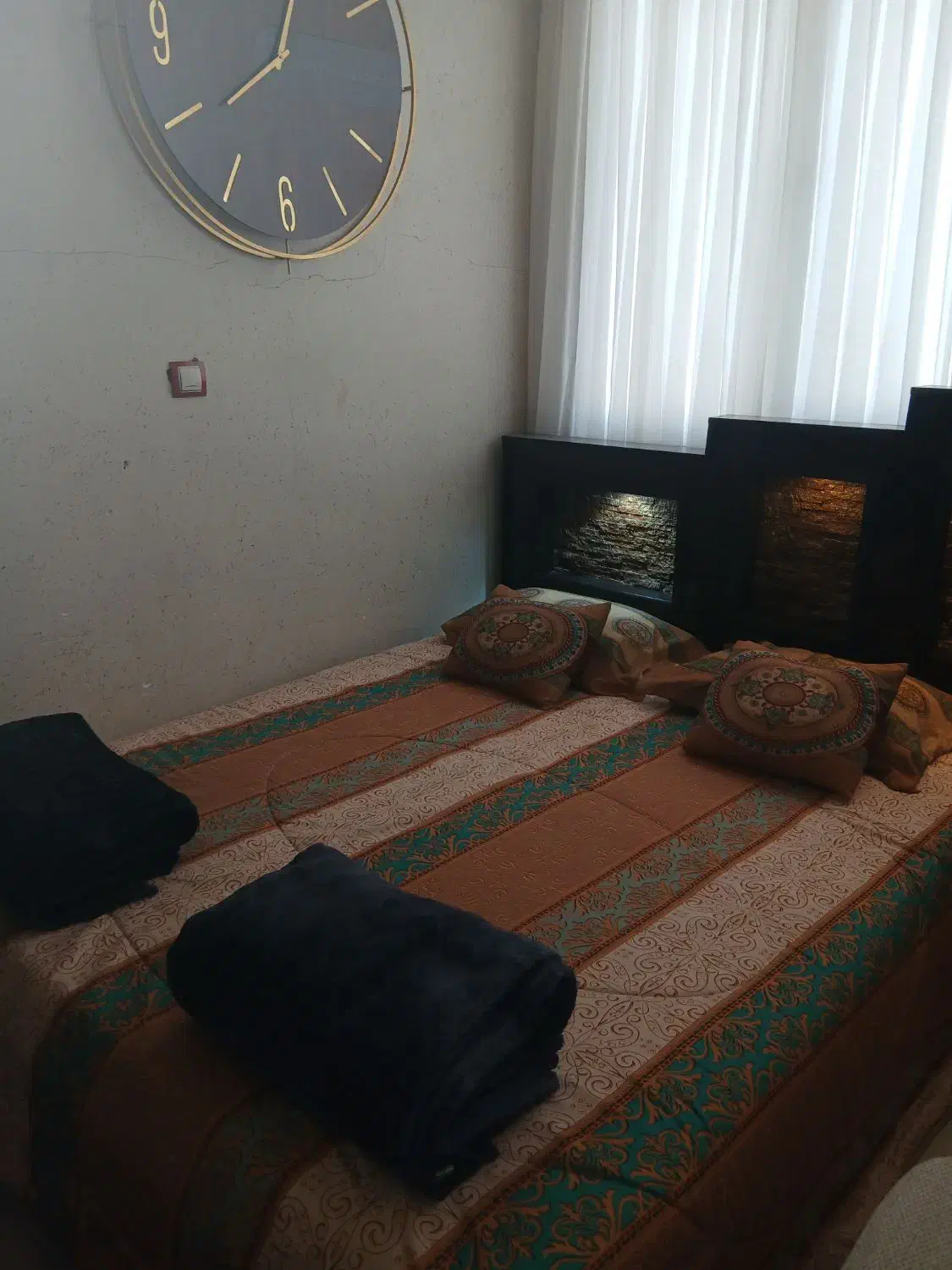 تخت دونفره سالم سالم با تشک و روتختی|تخت و سرویس خواب|کرمانشاه, |دیوار