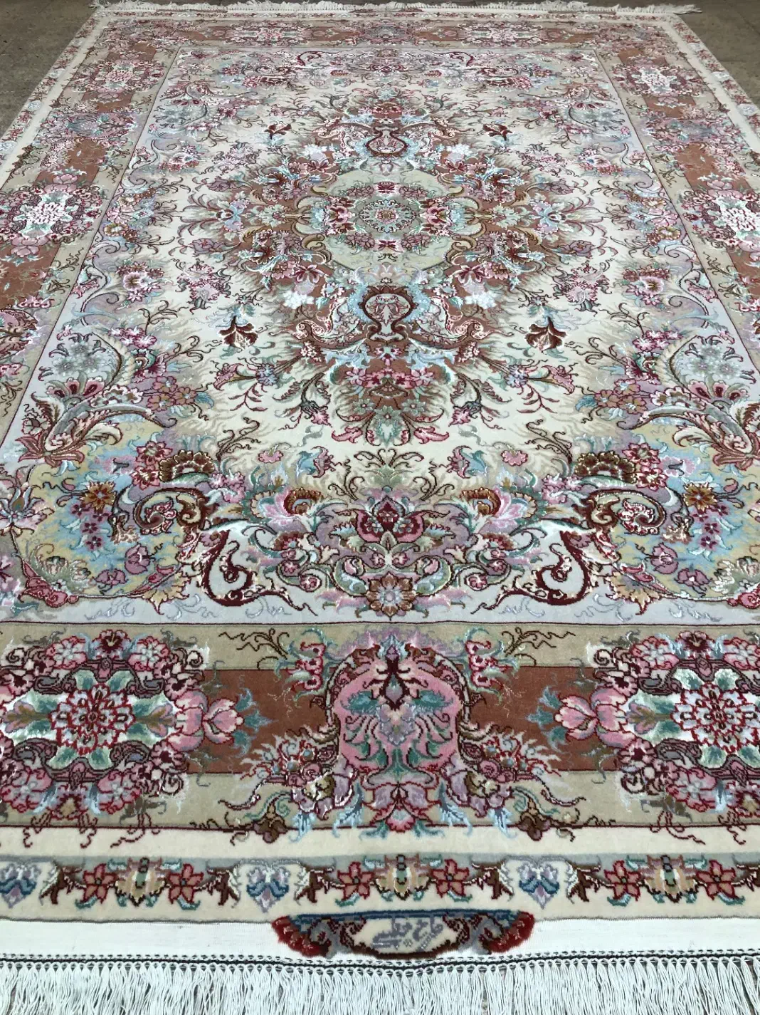 (فرش فرزین)جفت۶متری خطیبی۴۰رج،گل ابریشم،بافت تبریز|فرش|تبریز, |دیوار
