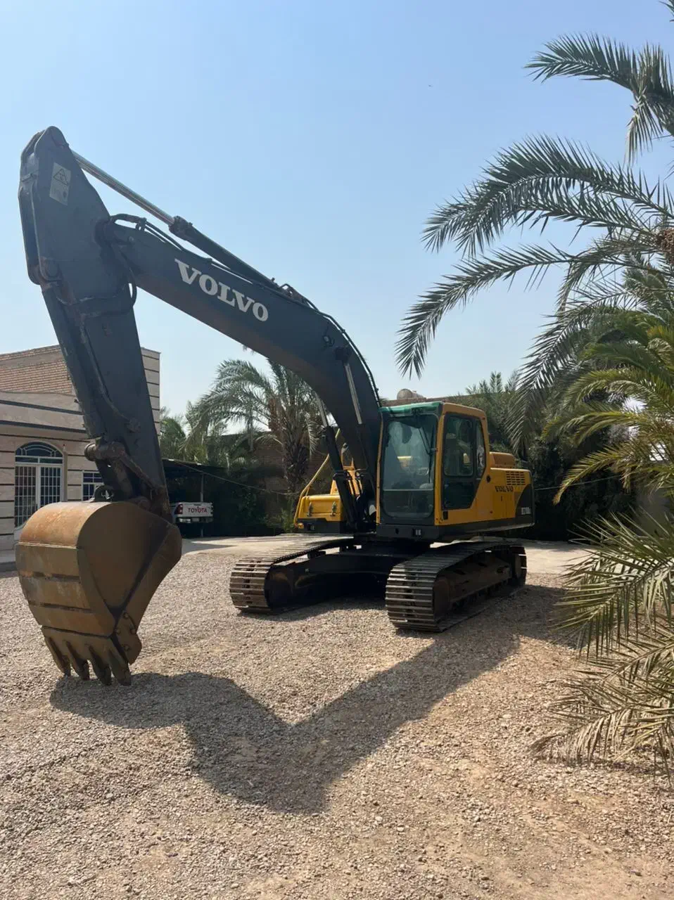 کار با بیل مکانیکی|خدمات حمل و نقل|ایوان, |دیوار