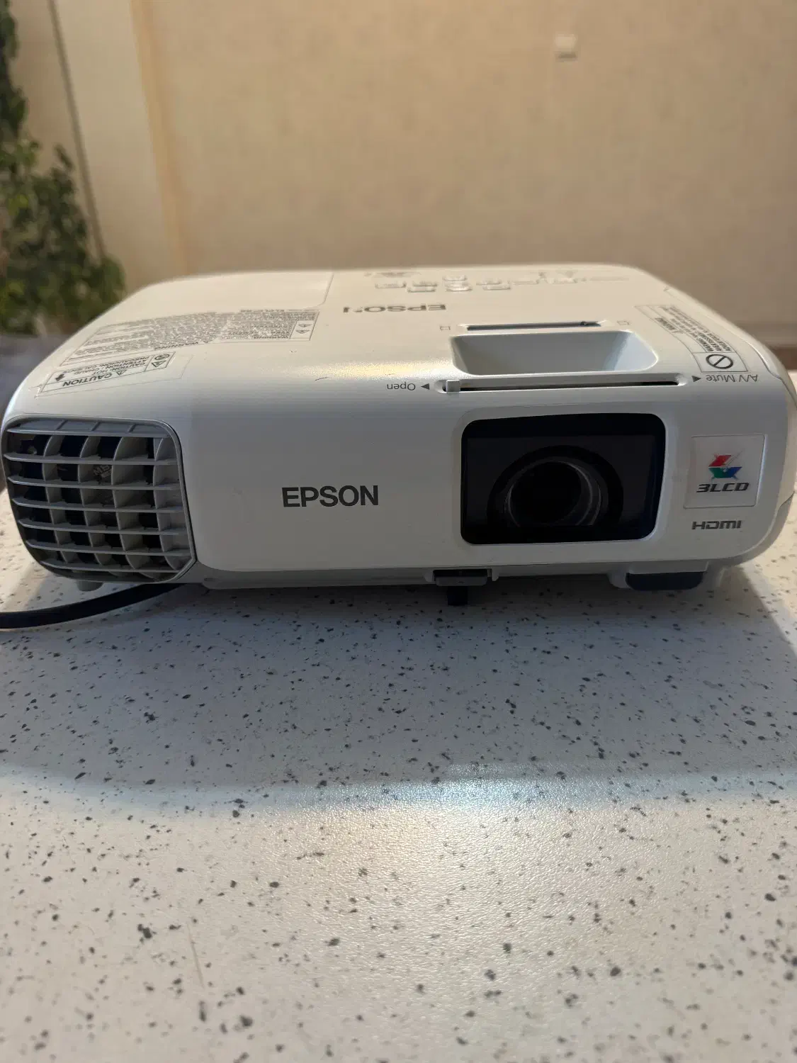 ویدئو پرژکتور اپسون|تلویزیون و پروژکتور|ری, دیلمان|دیوار