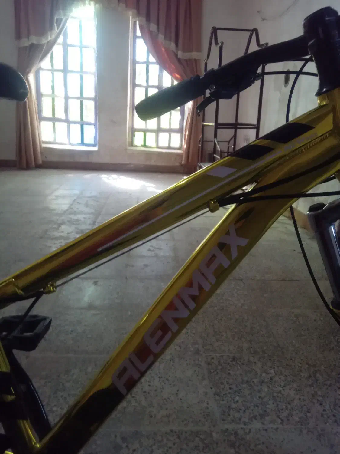 دوچرخه ۲۶ طلایی|دوچرخه، اسکیت، اسکوتر|یاسوج, |دیوار