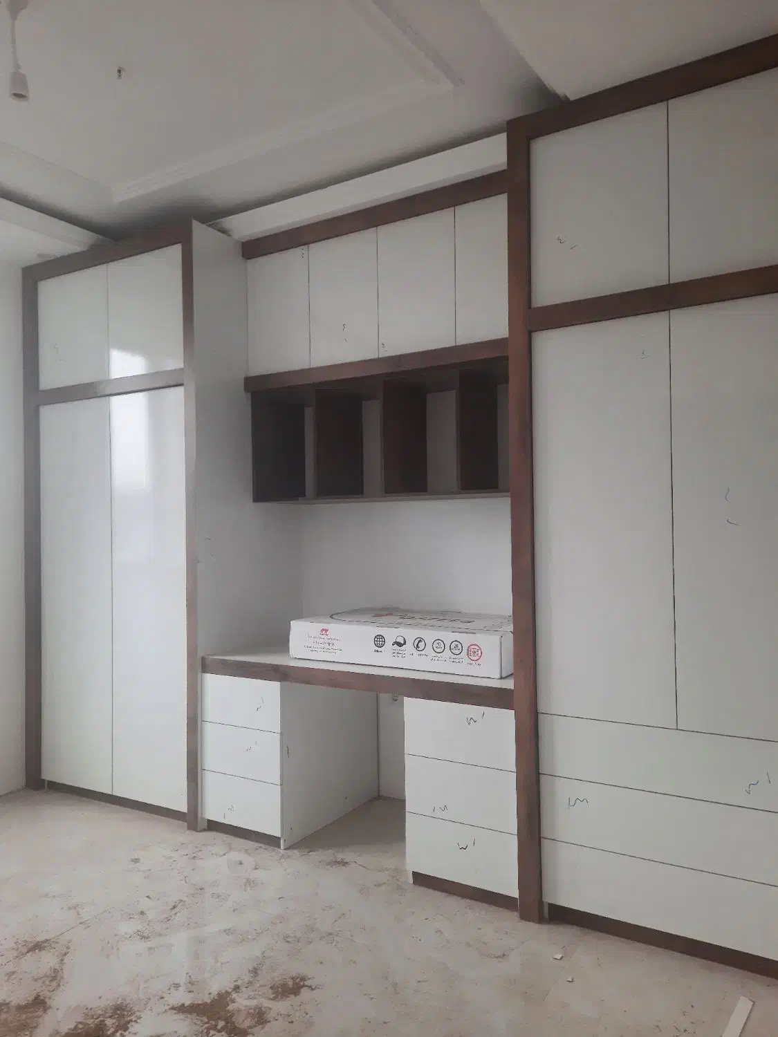 کمددیواری کابینت چکی چکی چکی|جاکفشی، کمد، دراور|نیشابور, هفده شهریور|دیوار