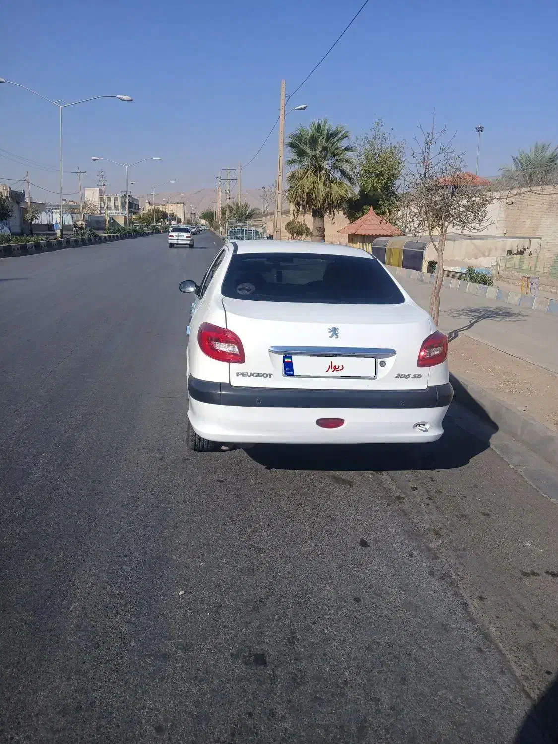 206sdصندوق دار مدل ۹۵|خودرو سواری و وانت|شیراز, شهرک ایثار|دیوار