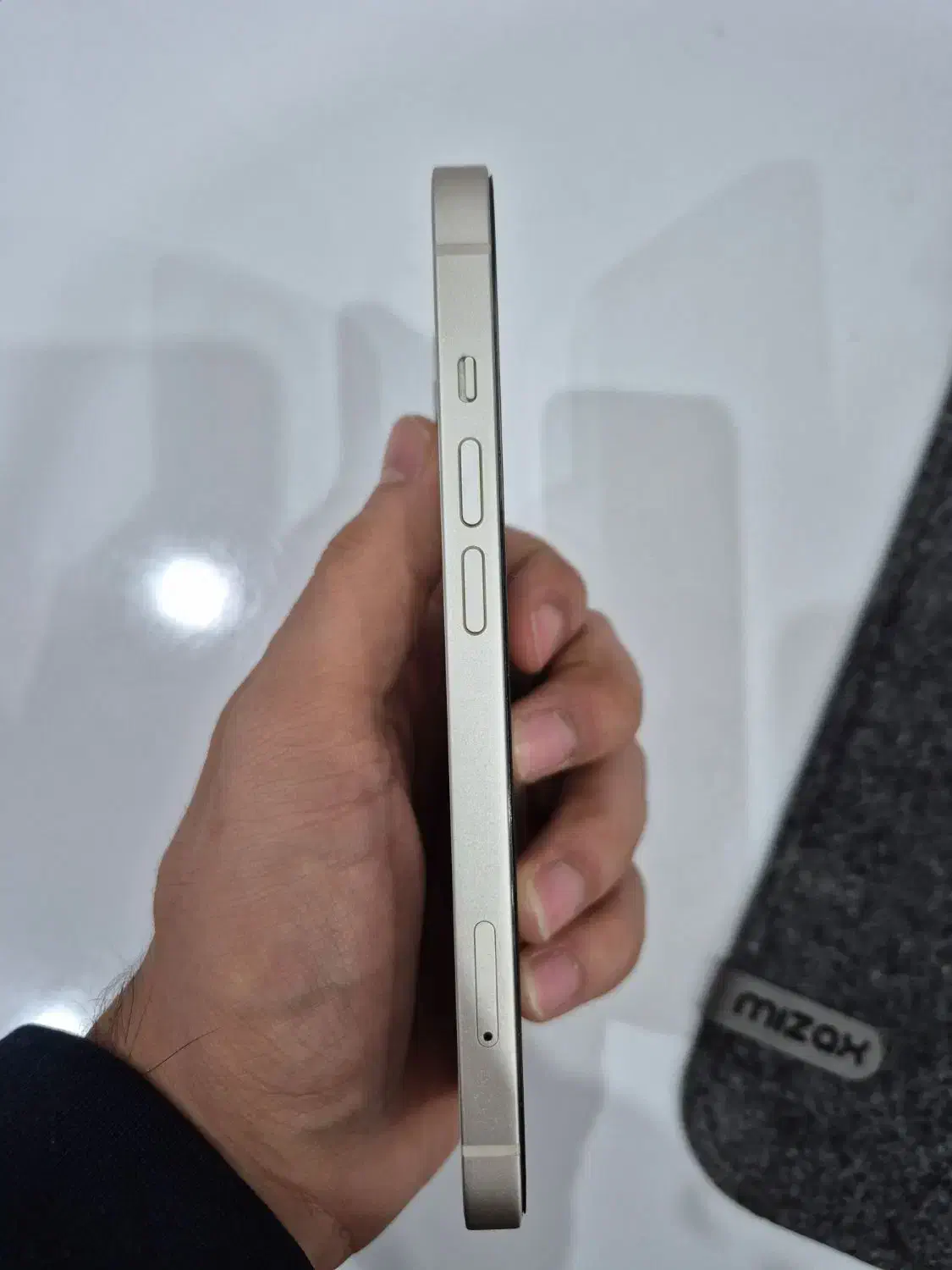 iPhone 13 normal|موبایل|میبد, |دیوار