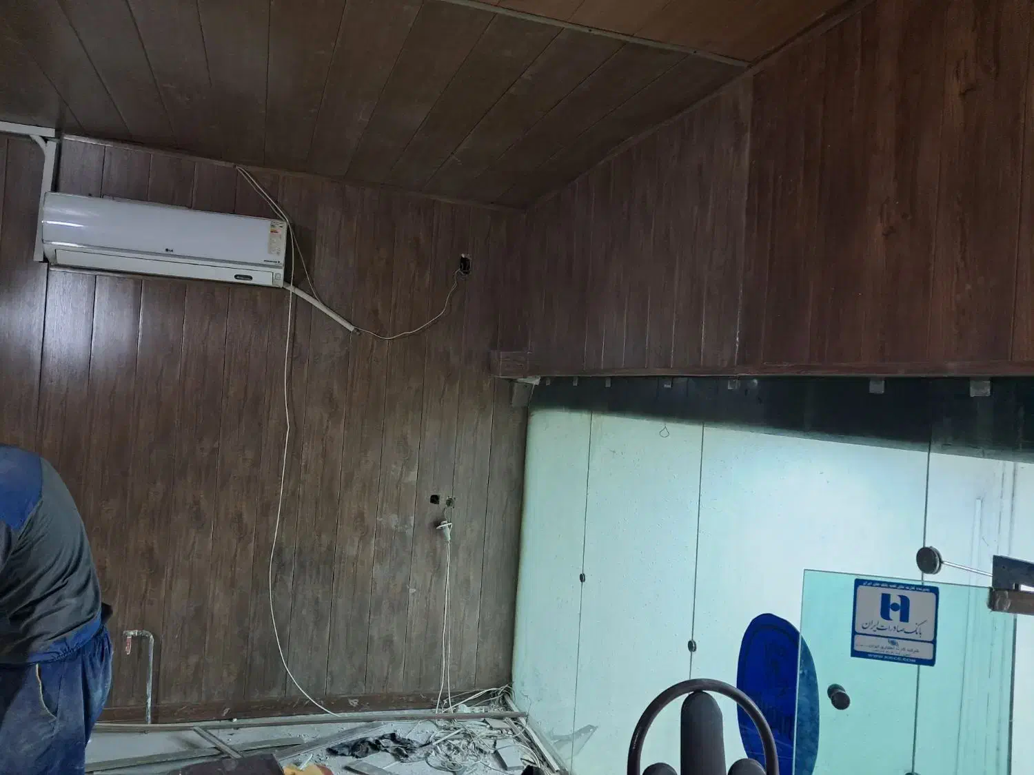 نصب دیوارپوش وتایل وجوشکاری|خدمات پیشه و مهارت|کرمانشاه, |دیوار