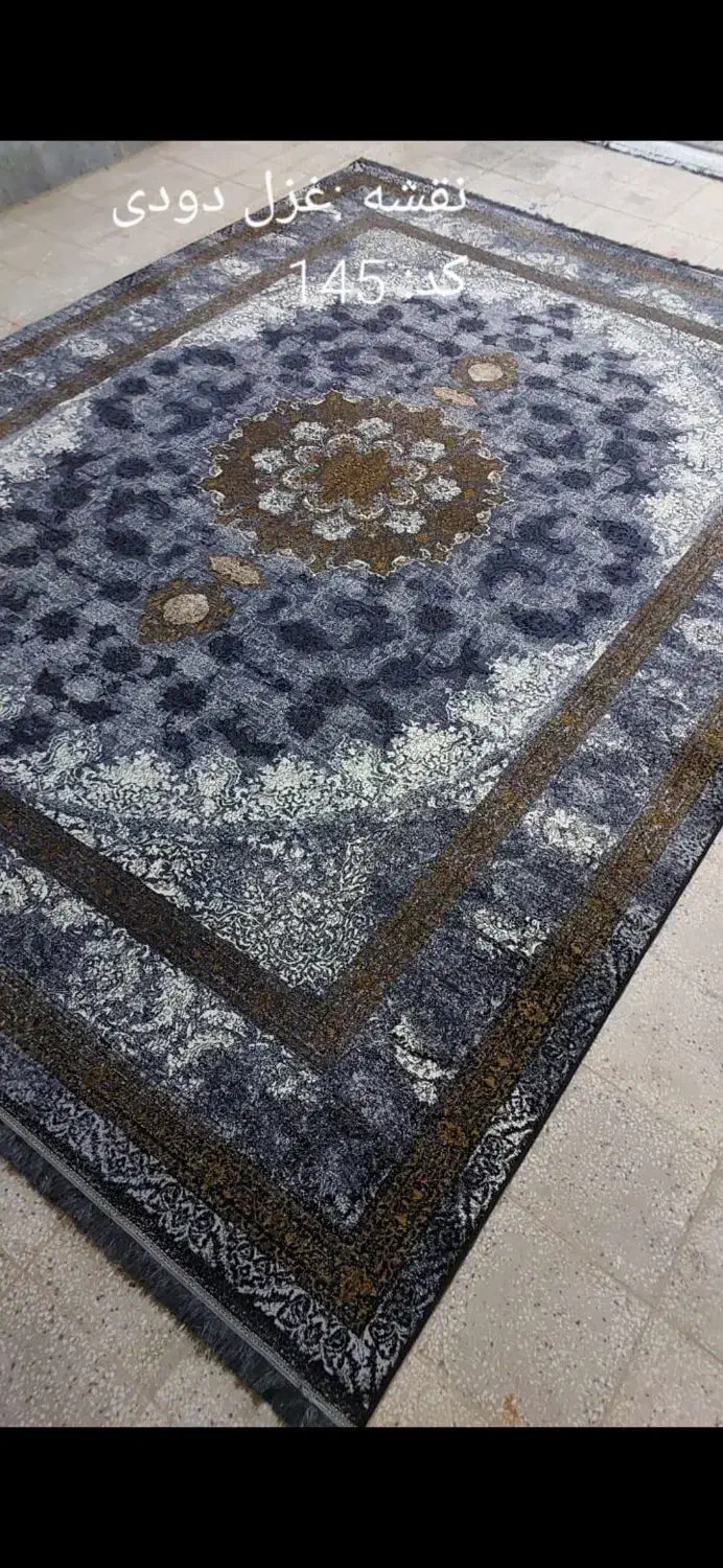 سرزمین فرش|فرش|یزد, |دیوار