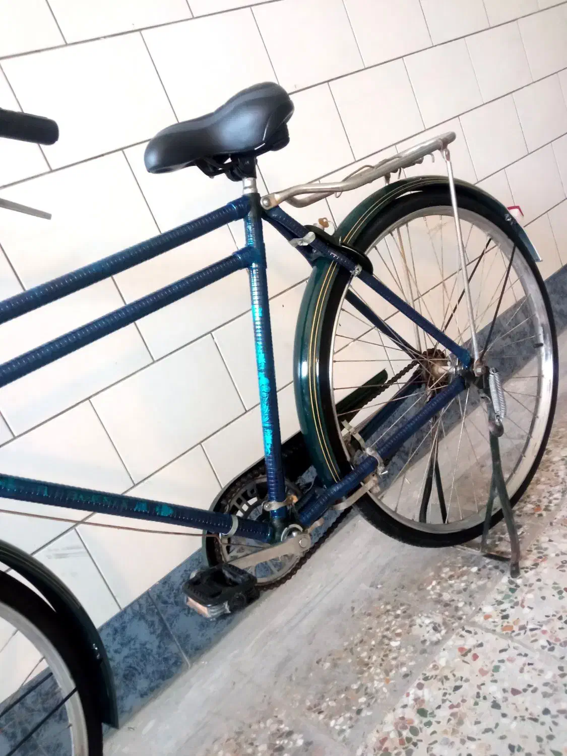 ۳ عدد دوچرخه ۲۸ کلکسیونی در حد نو|دوچرخه، اسکیت، اسکوتر|بروجن, |دیوار