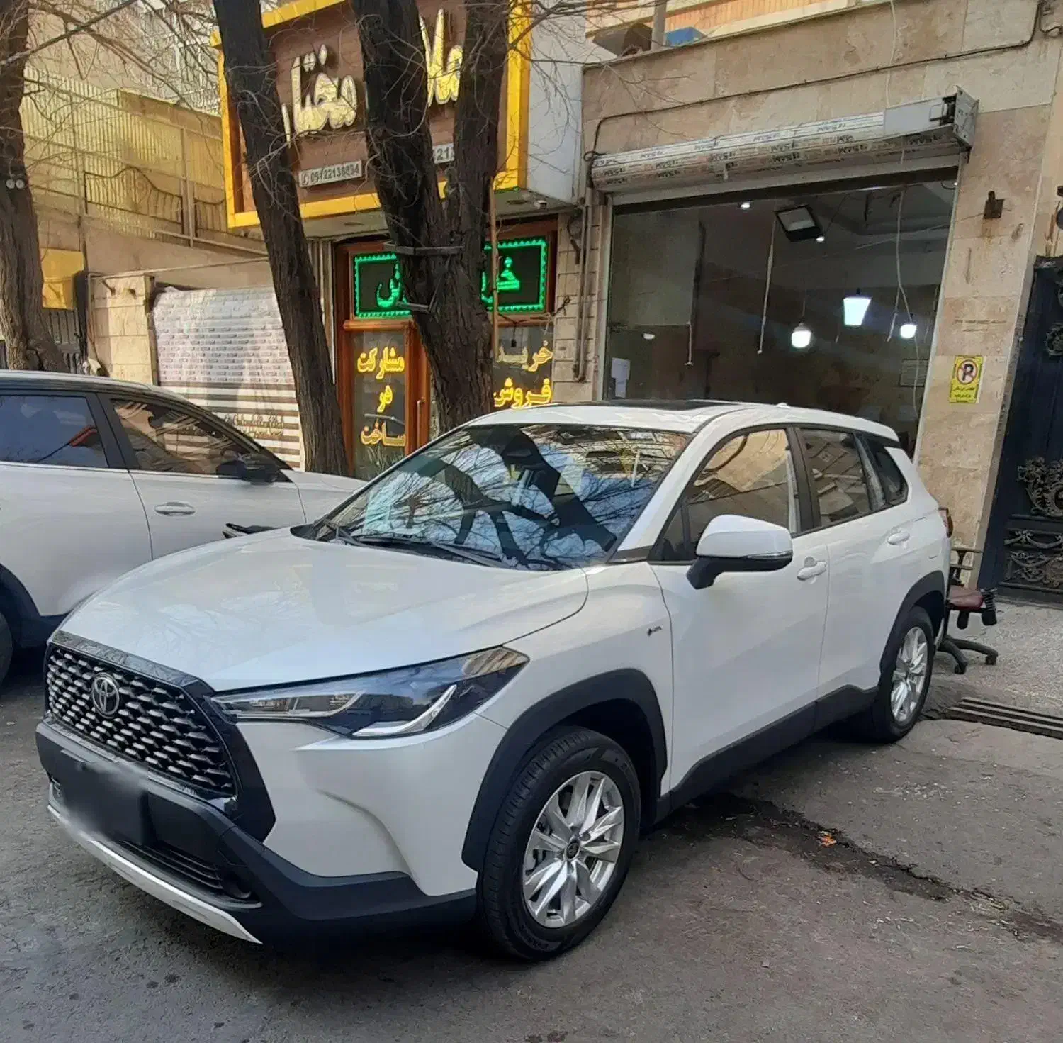 تویوتا کرولا کراس هیبرید۲۰۲۵|خودرو سواری و وانت|تهران, بهداشت|دیوار