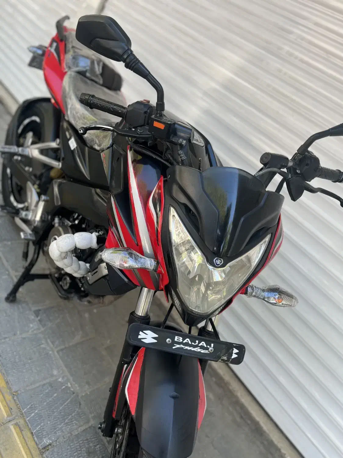 ns200|موتورسیکلت|تهران, امیر بهادر|دیوار