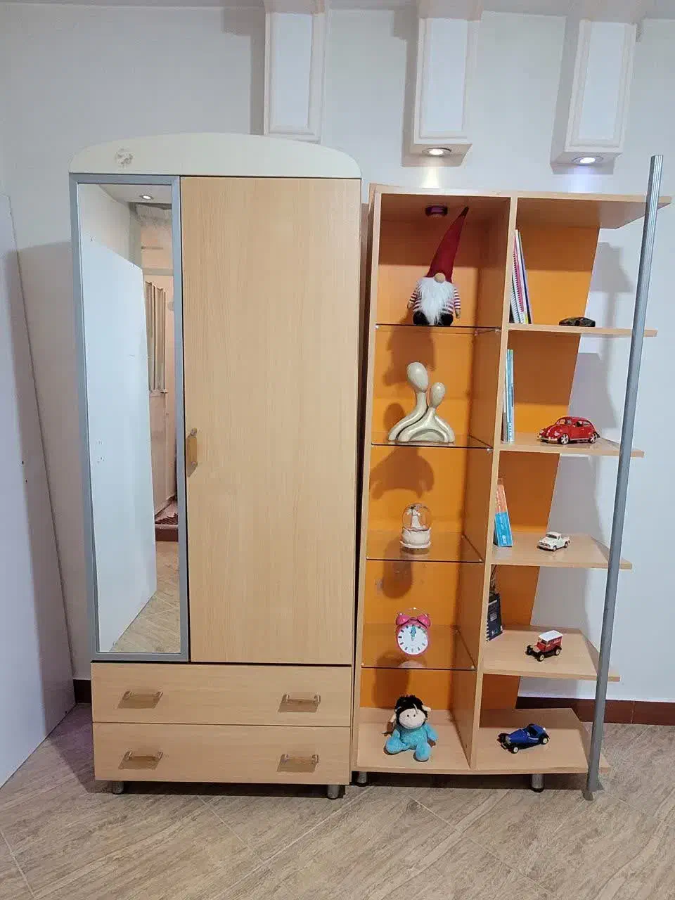 کمد دست دوم کاملا سالم|جاکفشی، کمد، دراور|هشتگرد, مدرس|دیوار